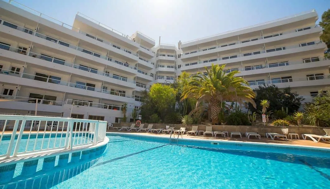 Piscina y terrazas del Hotel Portofino 3* en Santa Ponça, Mallorca